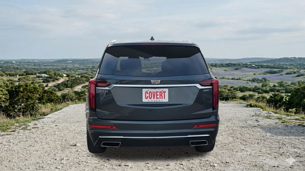 Used 2022 Cadillac XT6 Premium Luxury image 9