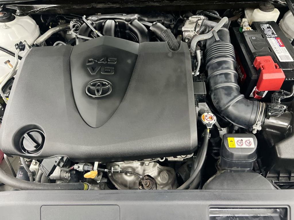 Used 2020 Toyota Avalon XLE w/ Carpet Mat Package FWD image 24