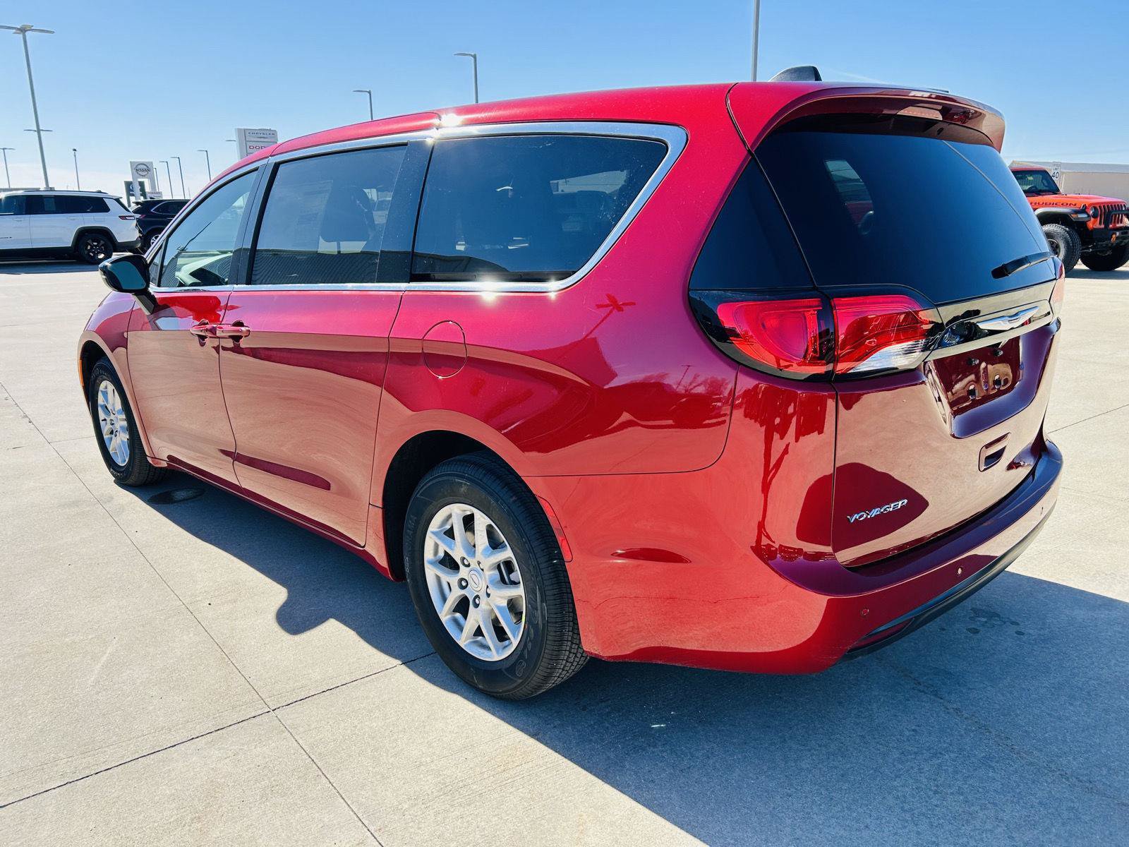 New 2026 Chrysler Voyager LX FWD image 37