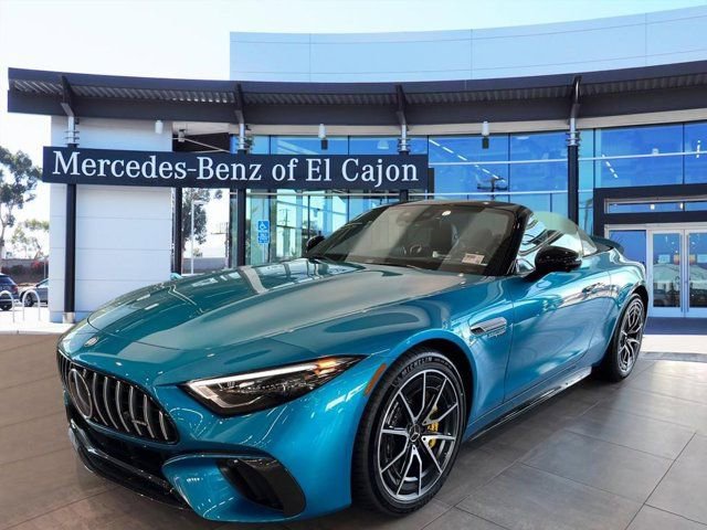 Used 2023 Mercedes-Benz SL 63 AMG 4MATIC video 1