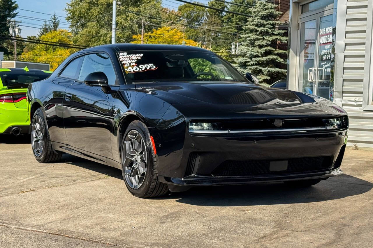 Used 2025 Dodge Charger Daytona R/T w/ Plus Group