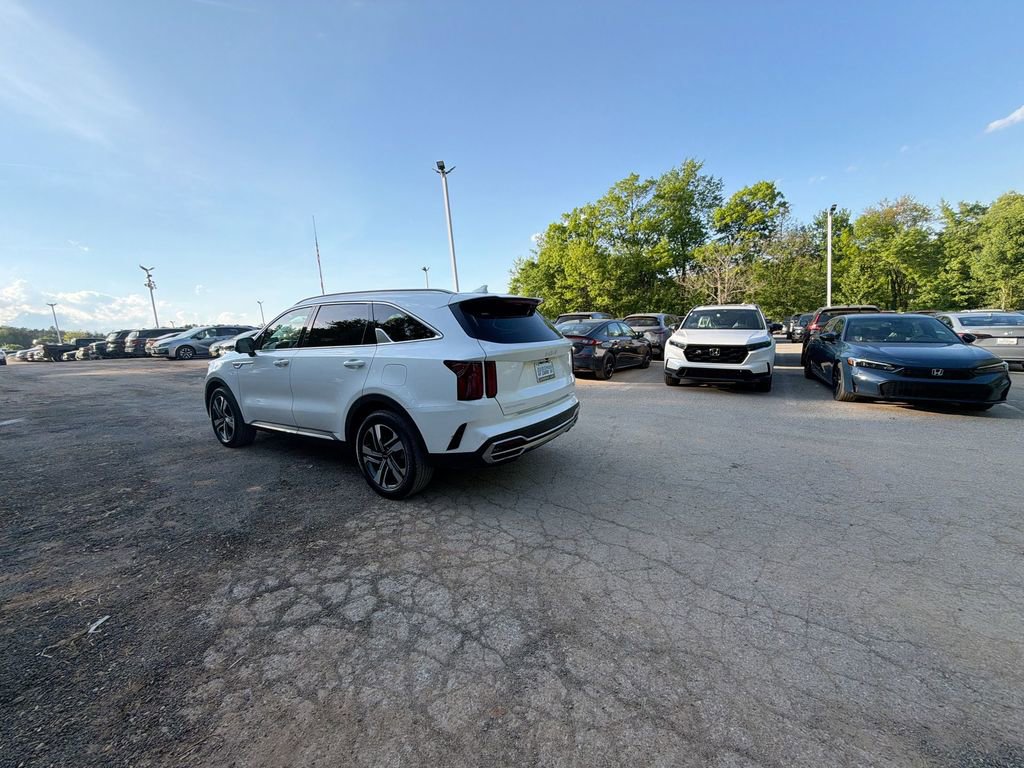 Used 2023 Kia Sorento SX Prestige w/ Panoramic Sunroof Package AWD/4WD image 6