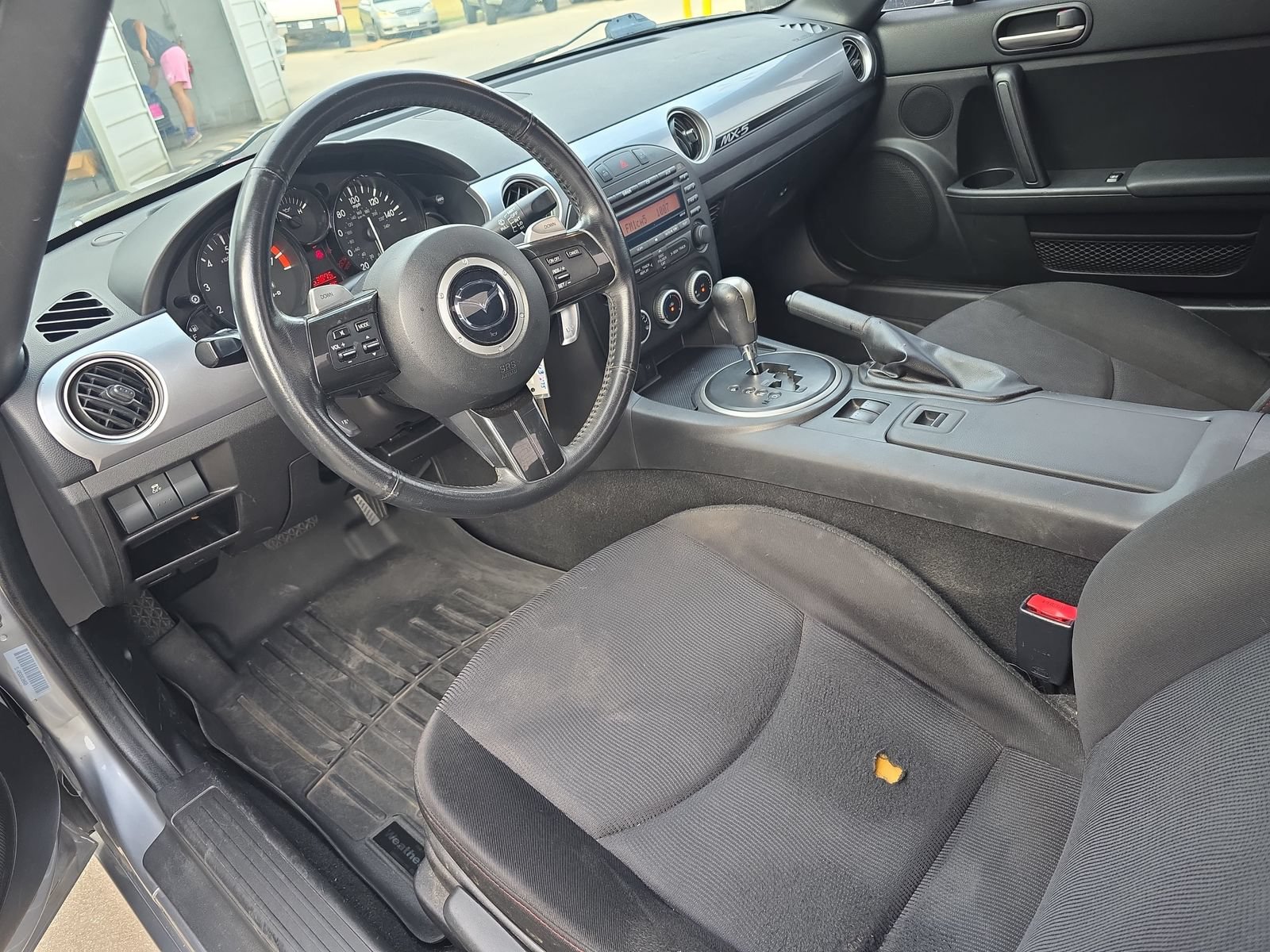 Used 2015 MAZDA MX-5 Miata Club RWD image 11