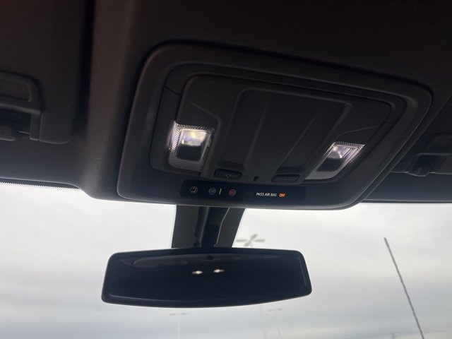 Used 2022 Chevrolet Silverado 3500 LTZ image 35