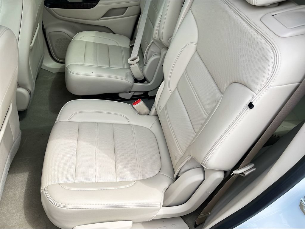 Used 2023 GMC Acadia Denali w/ Denali Technology Package AWD/4WD image 26