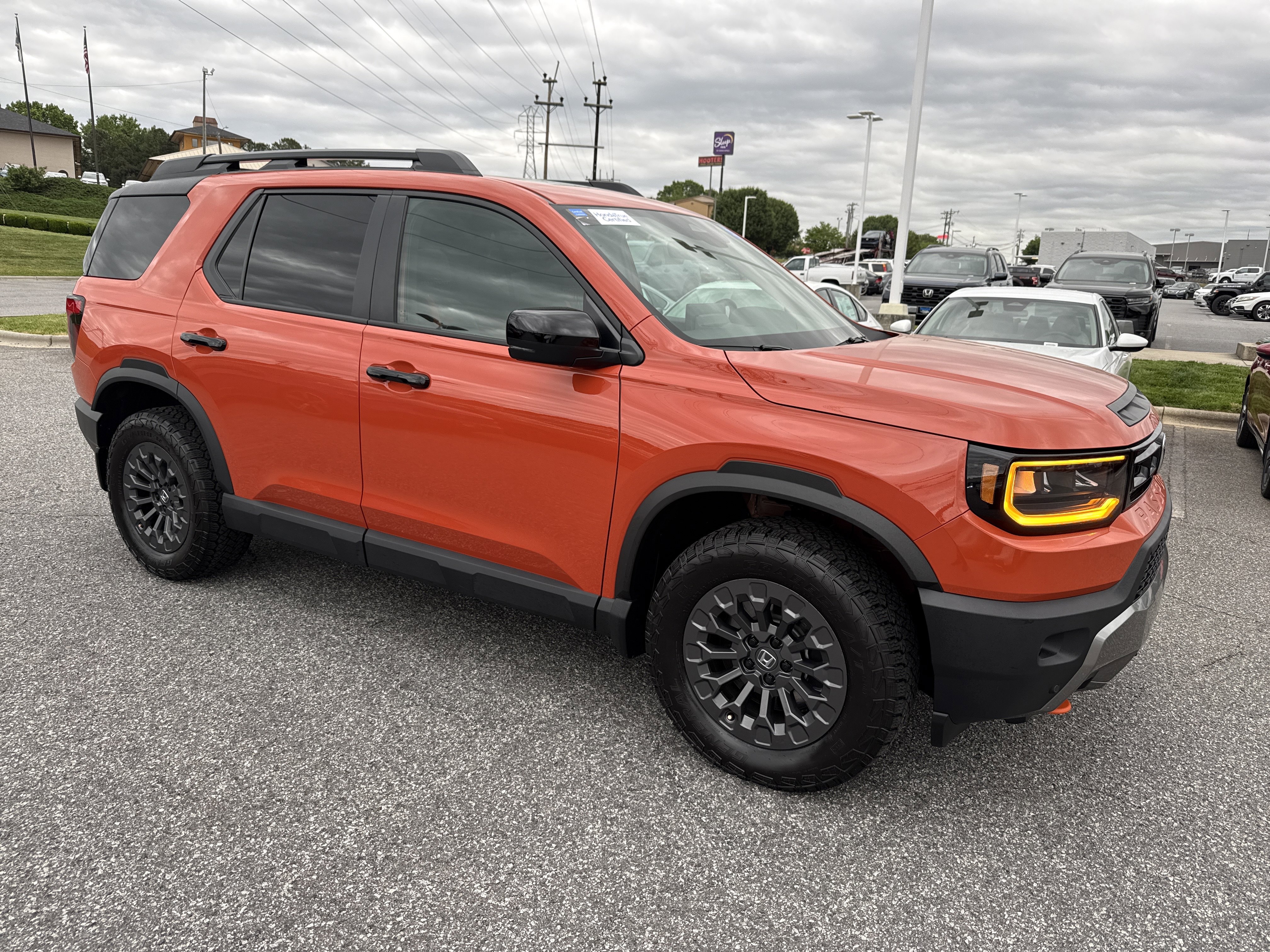 Used 2026 Honda Passport TrailSport image 2