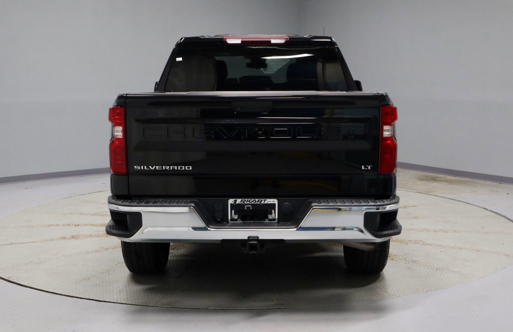 Used 2023 Chevrolet Silverado 1500 LT AWD/4WD image 12