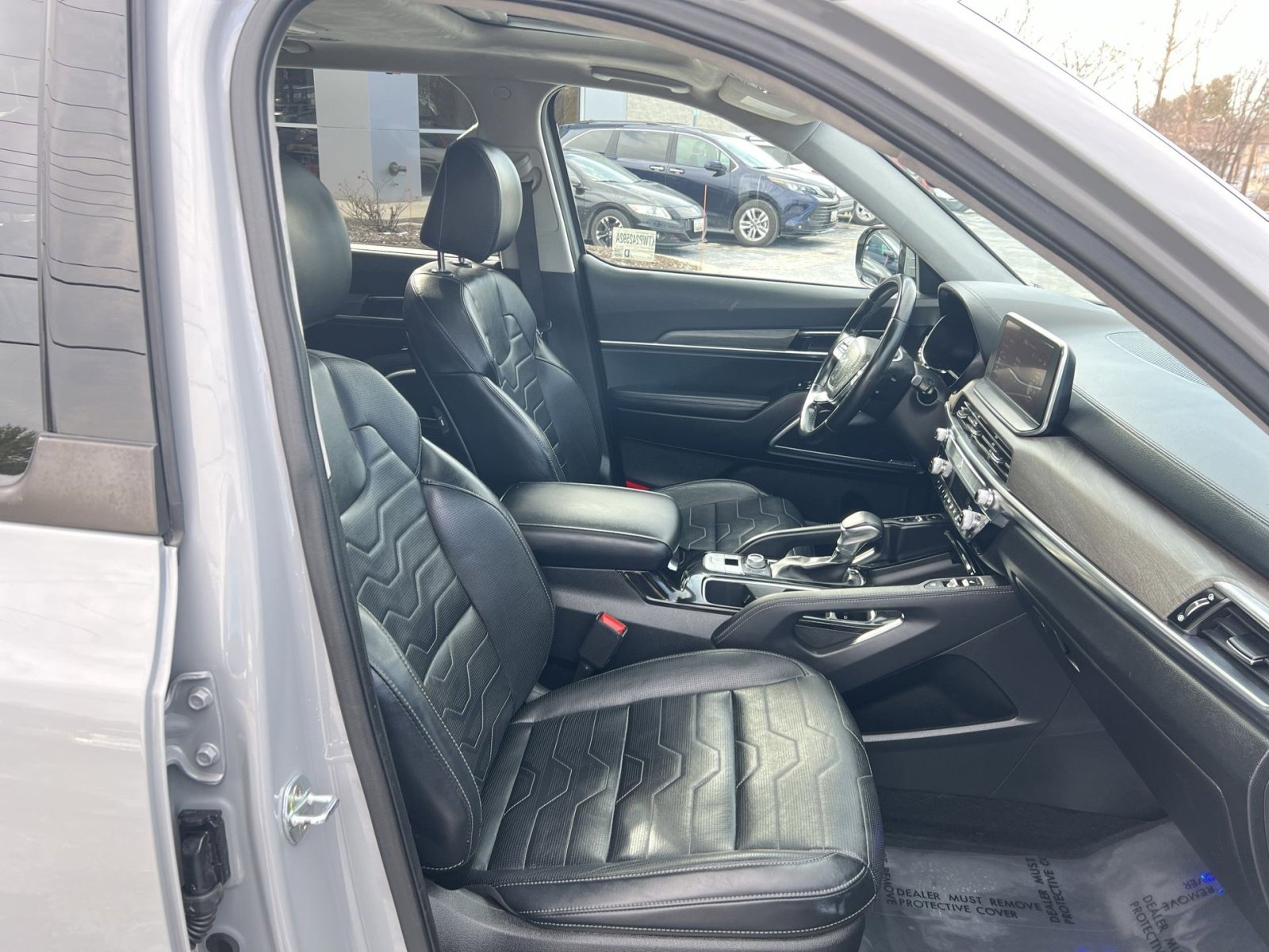 Used 2022 Kia Telluride SX w/ SX Prestige Package image 28