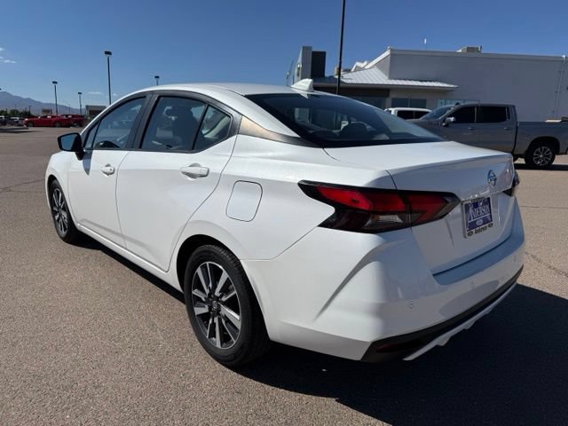 Used 2022 Nissan Versa SV FWD image 7