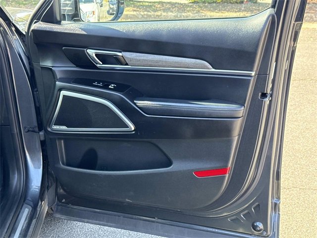 Used 2021 Kia Telluride SX w/ SX Prestige Package image 8
