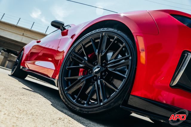 Used 2018 Chevrolet Camaro ZL1 RWD image 27