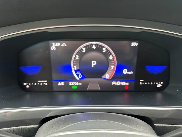Certified 2023 Volkswagen Tiguan SE R-Line AWD/4WD image 21