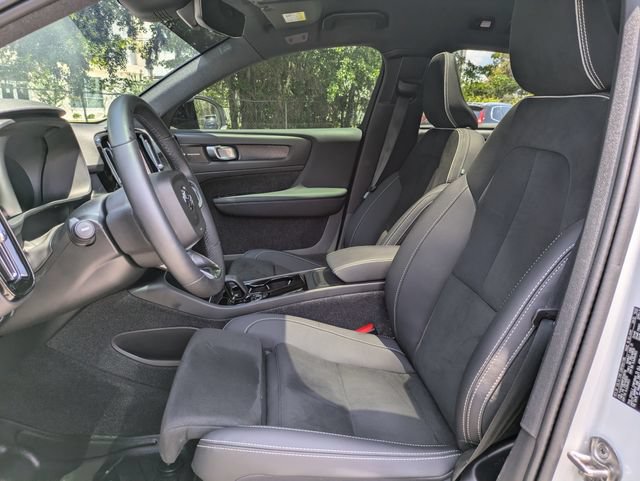 Certified 2023 Volvo C40 P8 Recharge Ultimate AWD/4WD image 25