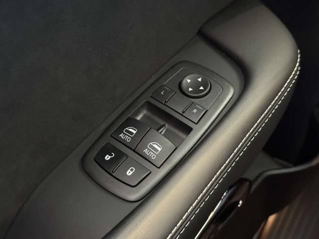 Used 2022 Dodge Challenger SRT Hellcat RWD image 17