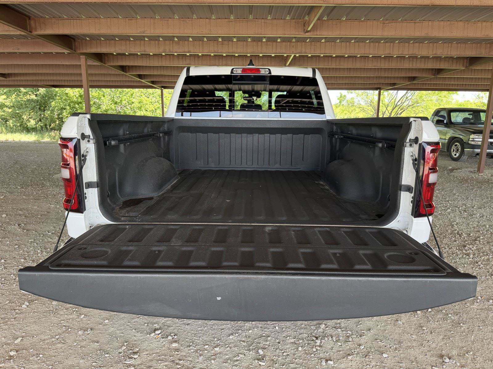 Used 2025 RAM 1500 Big Horn AWD/4WD image 36