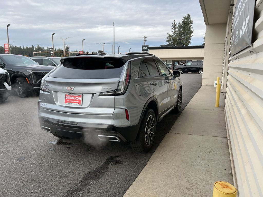 Used 2025 Cadillac XT4 Sport image 5