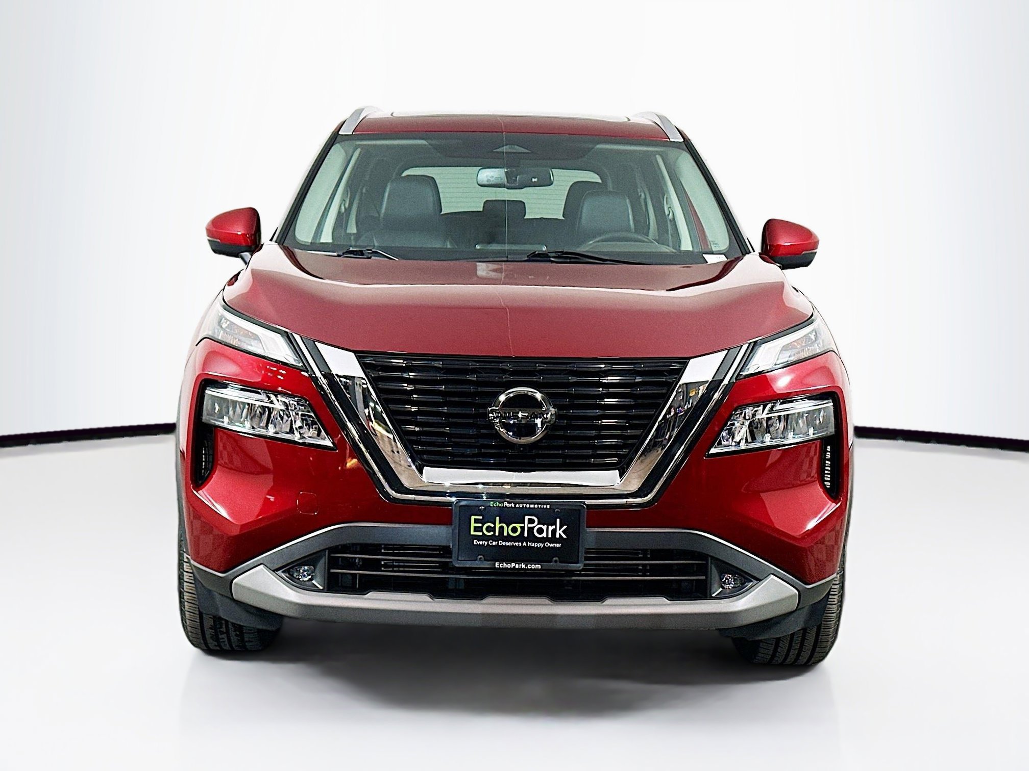 Used 2021 Nissan Rogue SL image 2