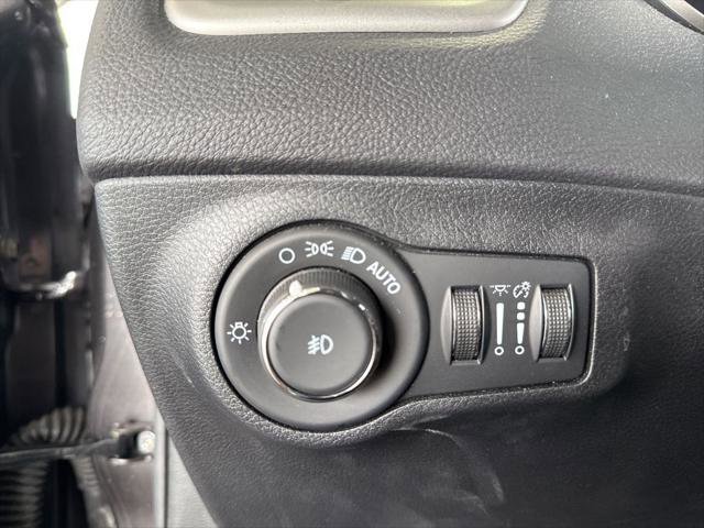 Certified 2021 Jeep Compass Latitude image 17