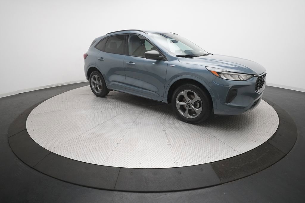 Used 2023 Ford Escape ST-Line image 36