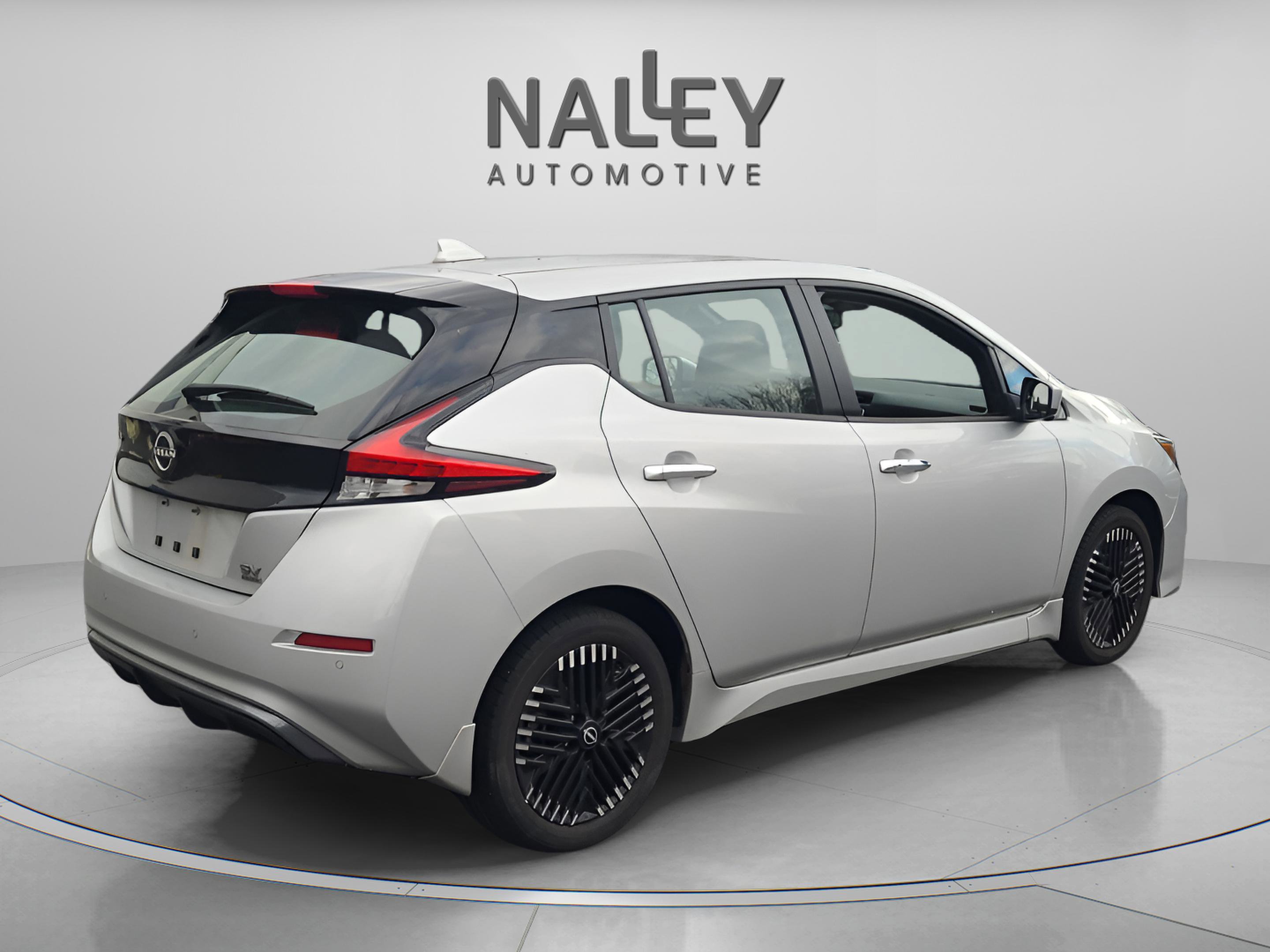 Used 2023 Nissan Leaf SV Plus image 5
