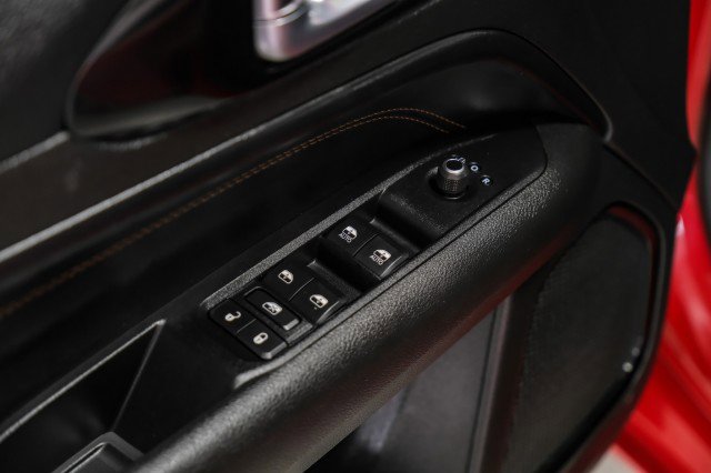 Used 2023 Jeep Compass Limited image 46