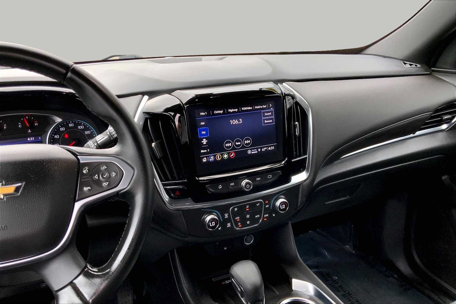 Used 2023 Chevrolet Traverse LT AWD/4WD image 7