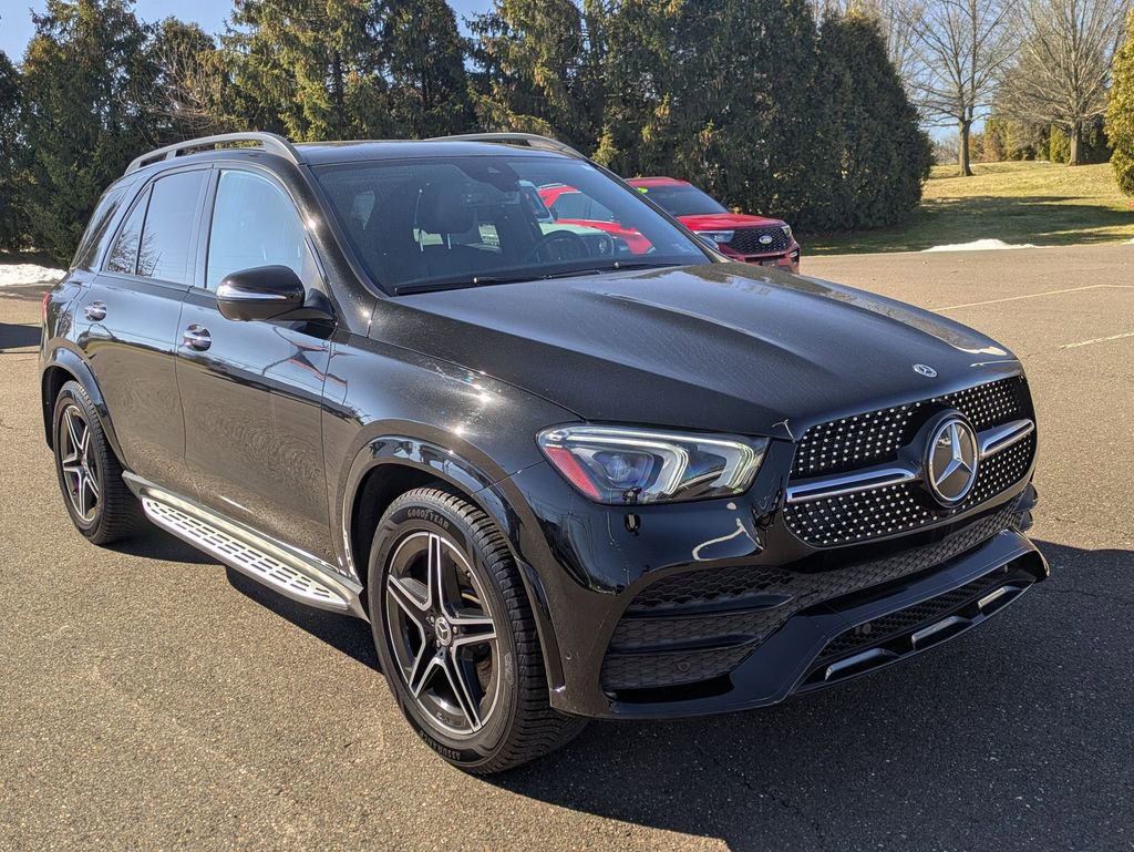 Used 2022 Mercedes-Benz GLE 450 4MATIC image 3