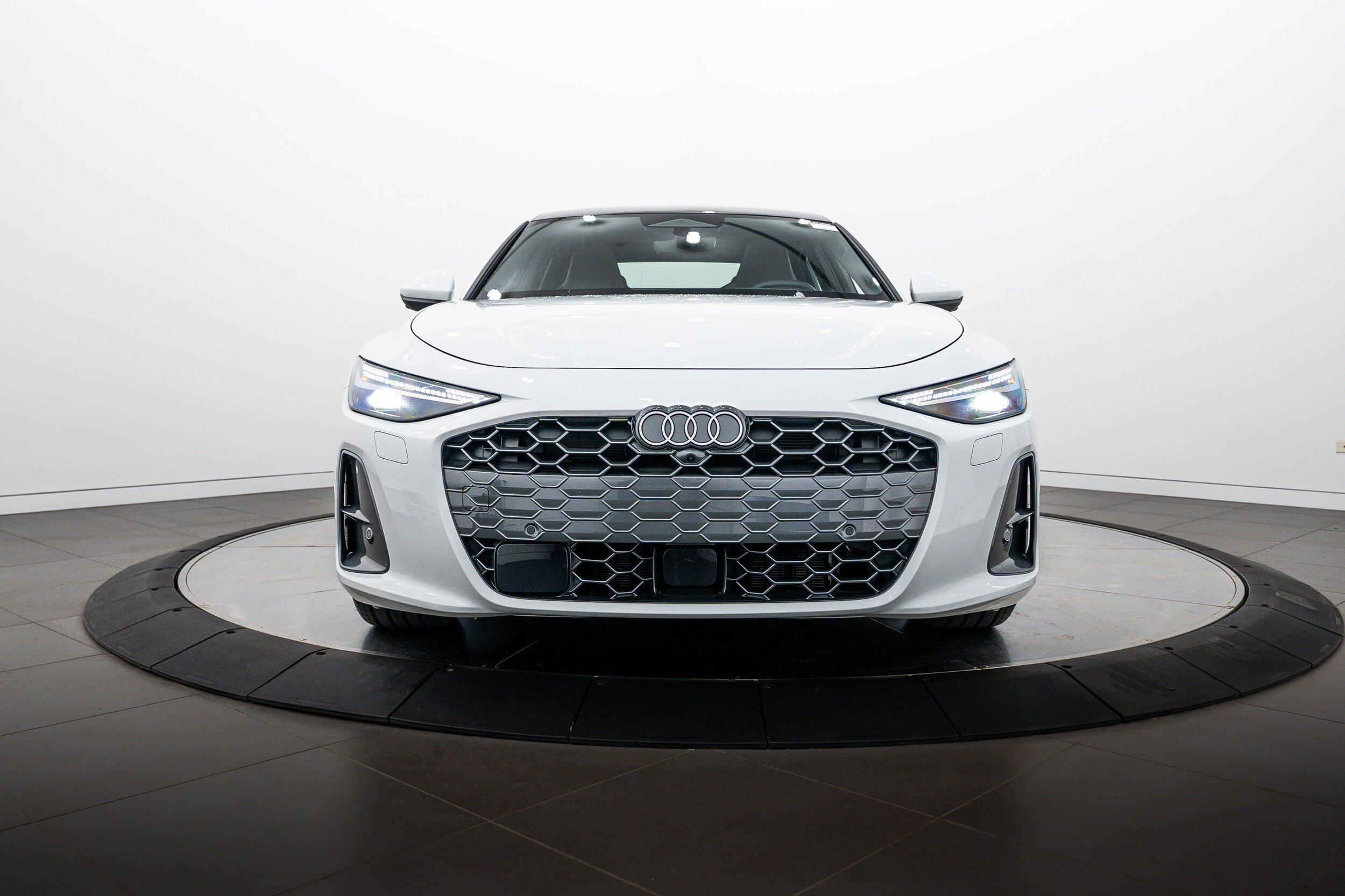 Certified 2026 Audi A6 Prestige w/ Audi Exclusive Design Package AWD/4WD image 26
