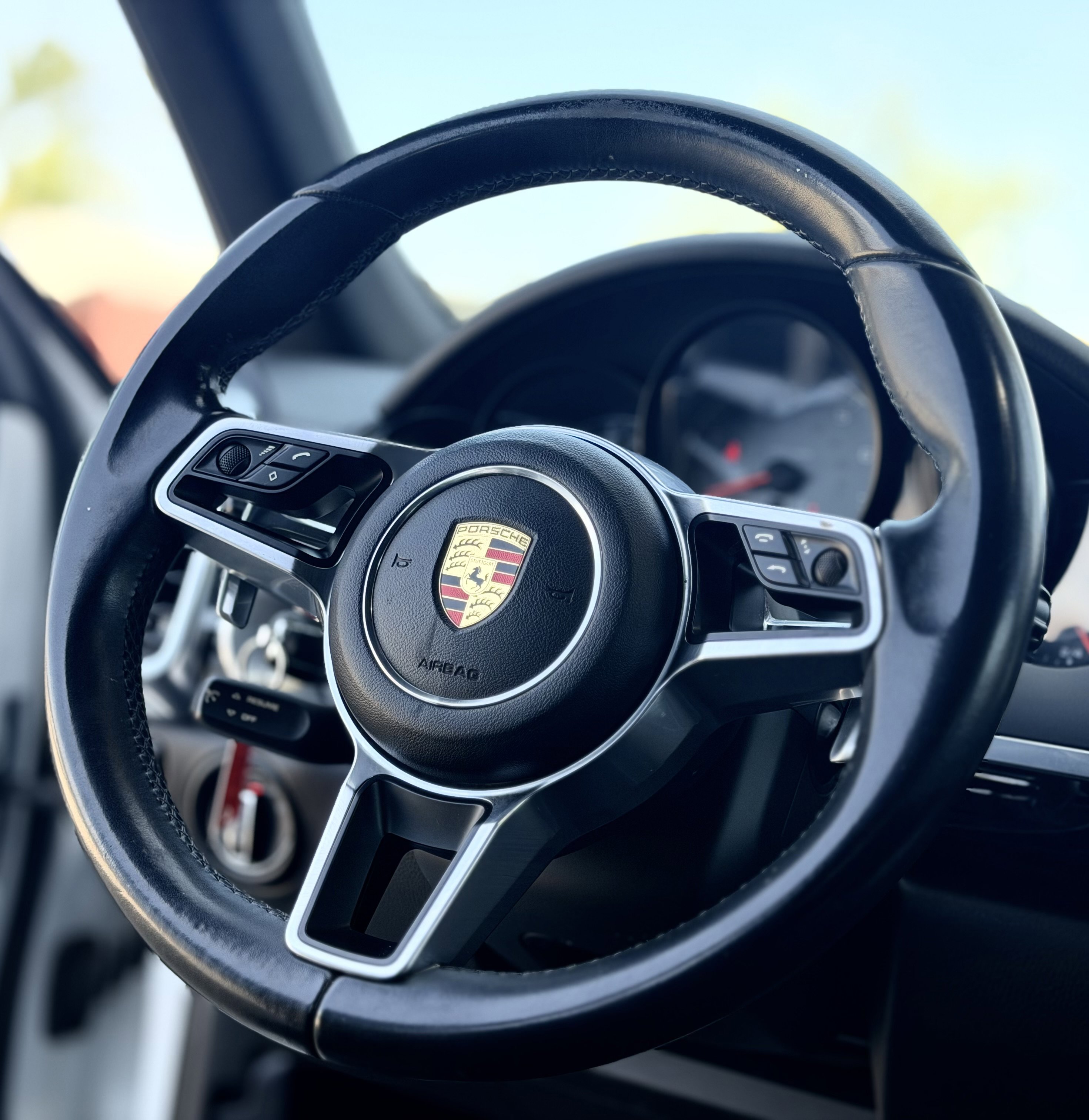 Used 2015 Porsche Cayenne S AWD/4WD image 25