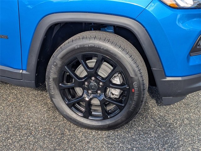 New 2026 Jeep Compass Latitude image 11