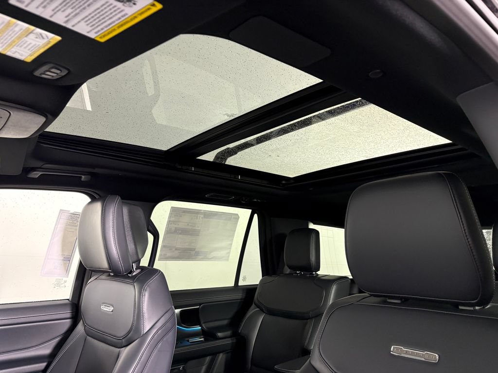 New 2026 Ford Expedition Platinum w/ Stealth Performance Package AWD/4WD image 29