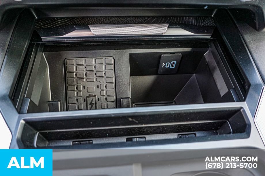 Used 2025 Ford F450 Platinum w/ FX4 Off-Road Package image 45