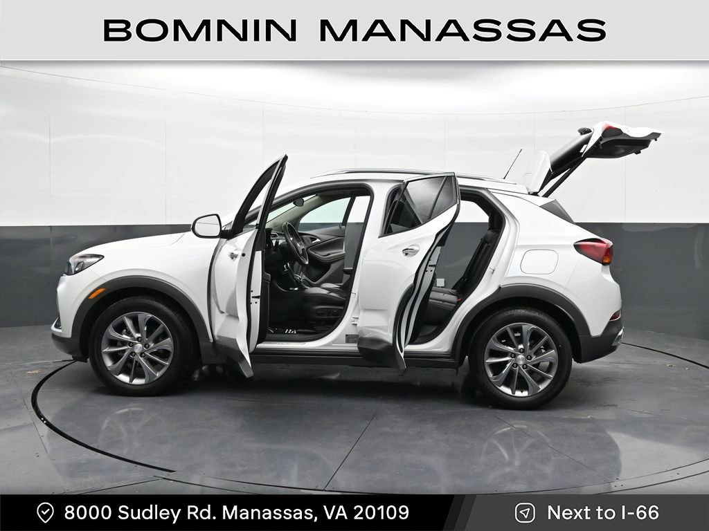 Used 2023 Buick Encore GX Essence w/ Experience Buick Package FWD image 38