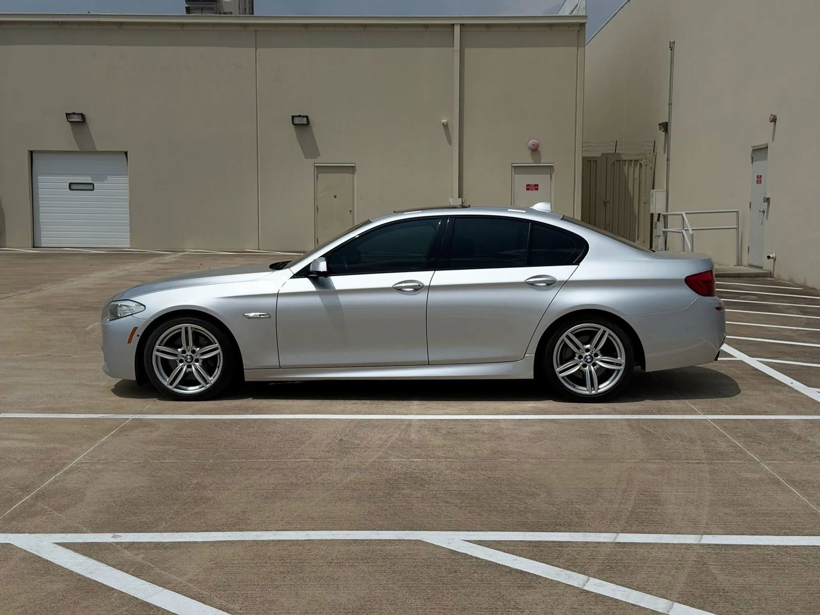 Used 2013 BMW 535i Sedan RWD image 4