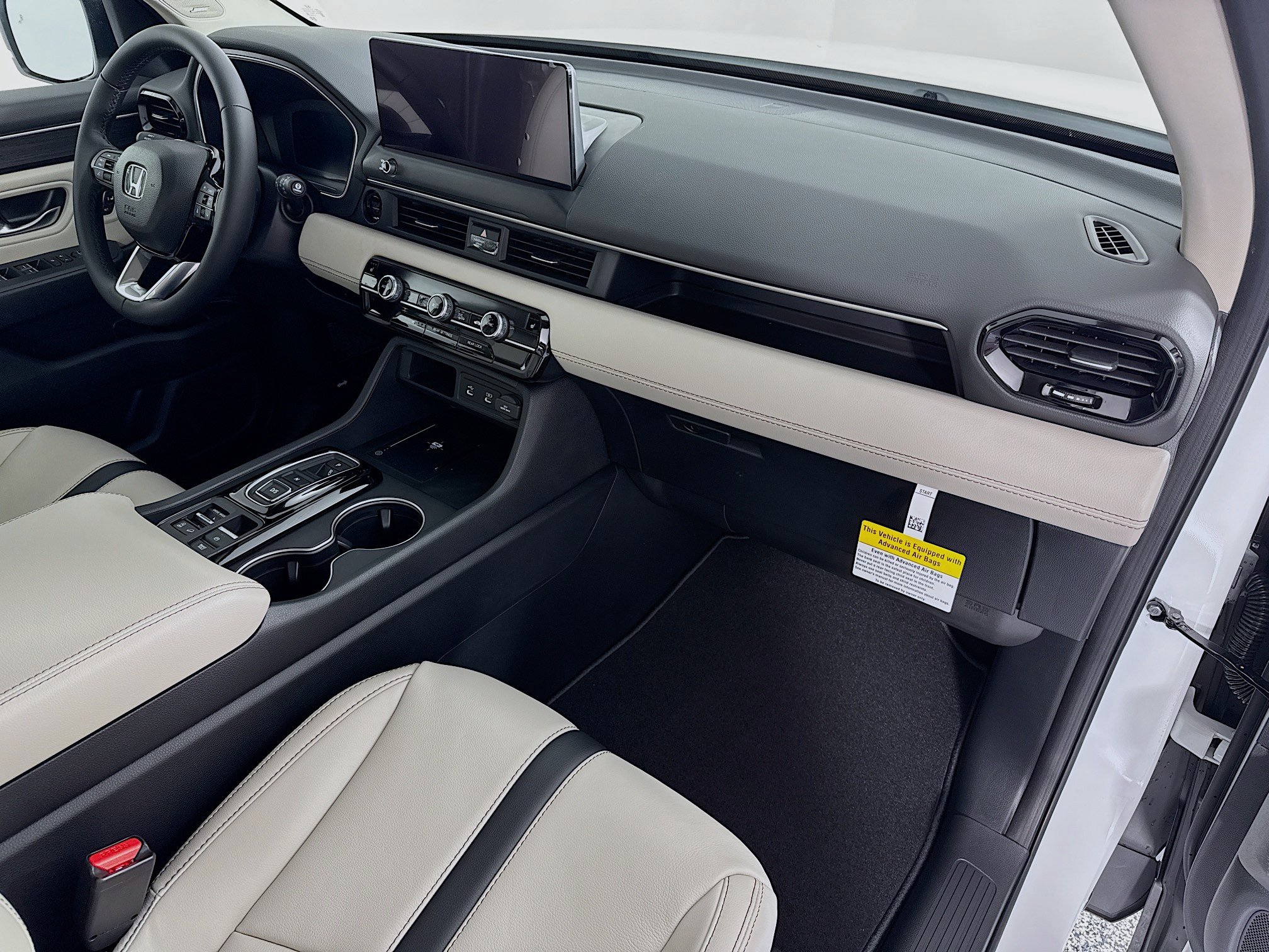 New 2026 Honda Pilot Touring image 32