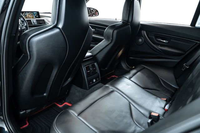 Used 2016 BMW M3 image 22