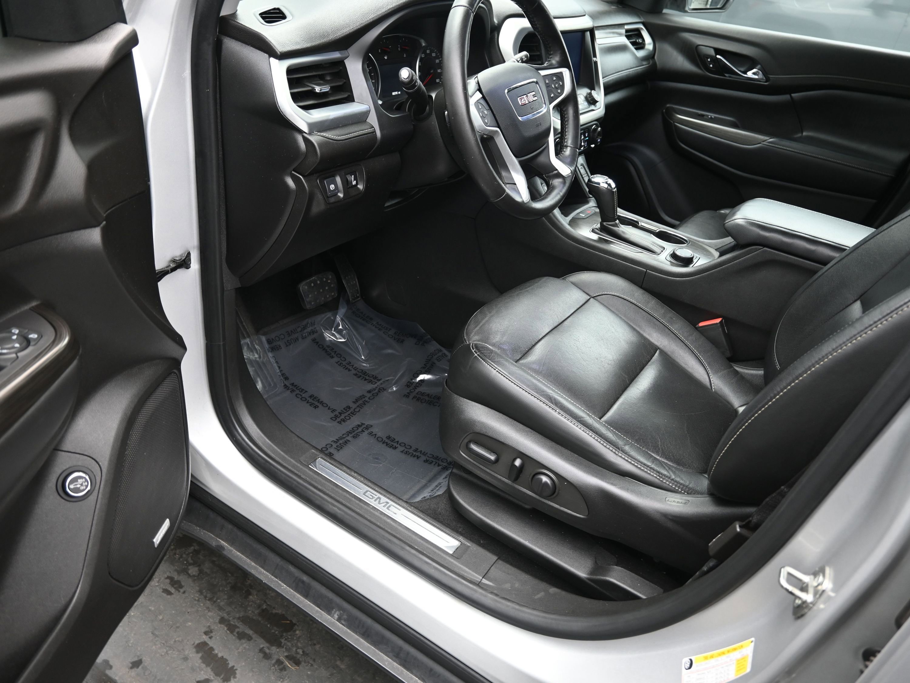 Used 2019 GMC Acadia SLT image 12