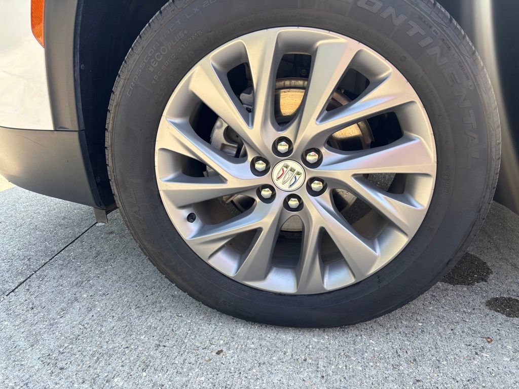 Used 2026 Buick Enclave Preferred AWD/4WD image 8