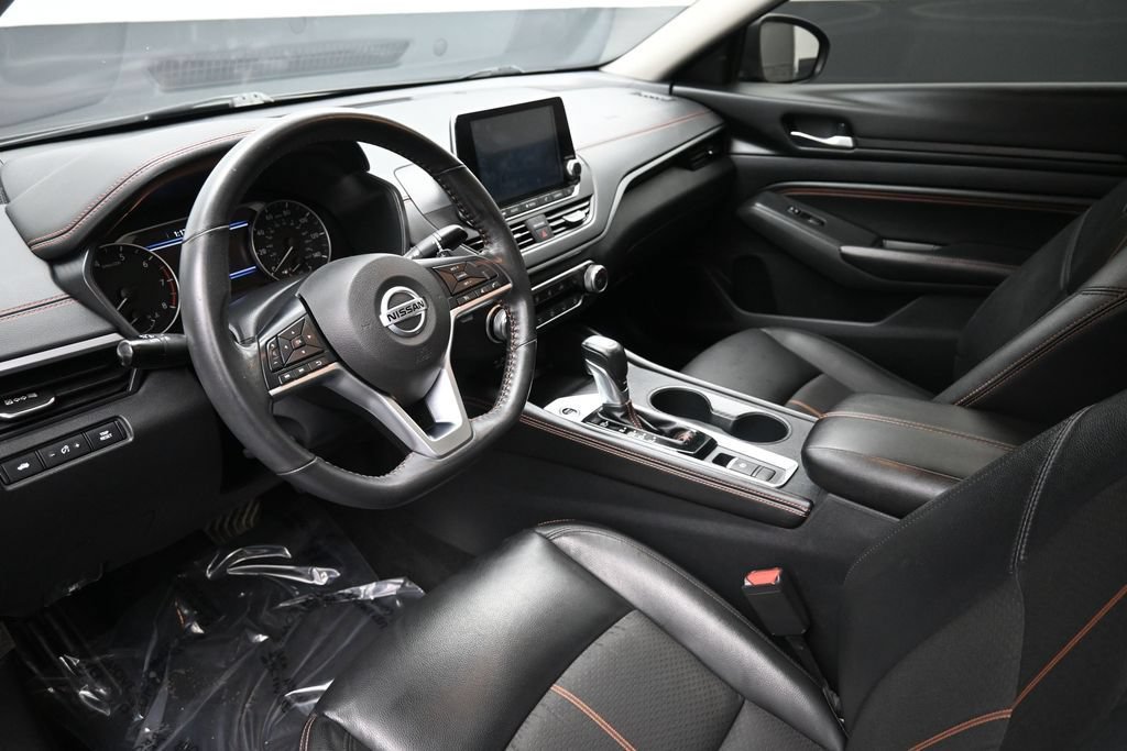 Used 2022 Nissan Altima 2.5 SR w/ Midnight Edition Package AWD/4WD image 19