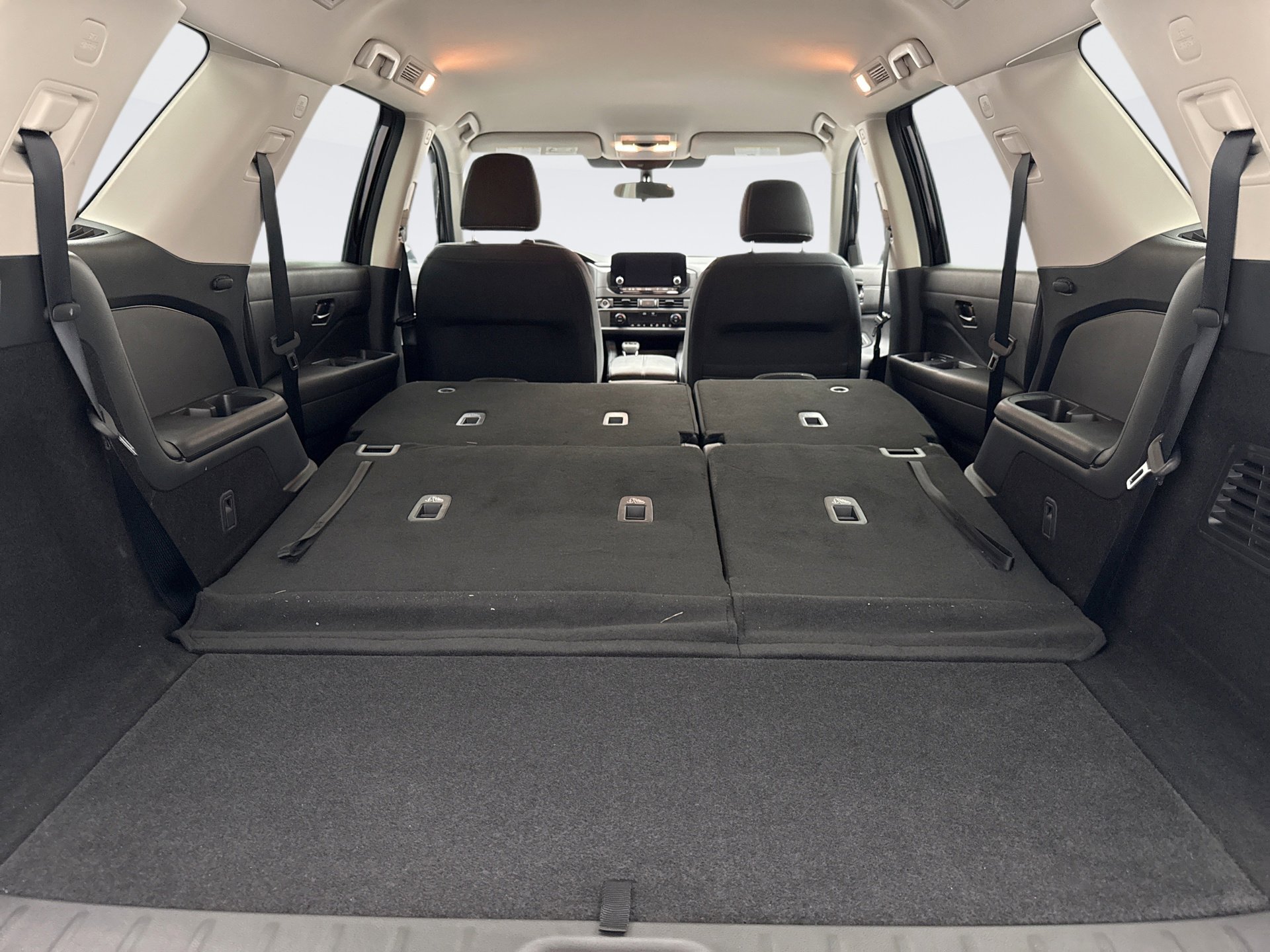 Used 2024 Nissan Pathfinder S image 22