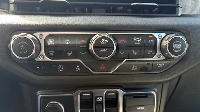 Used 2024 Jeep Wrangler Unlimited Sport AWD/4WD image 28