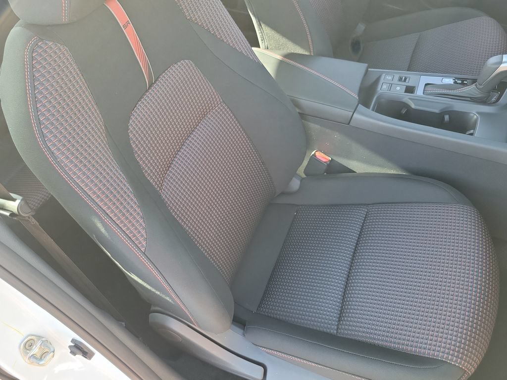 New 2027 Nissan Sentra SR w/ Floor Mat Package FWD image 12