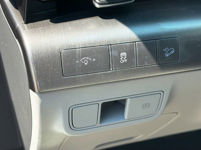 New 2026 Hyundai Kona SEL Premium image 10