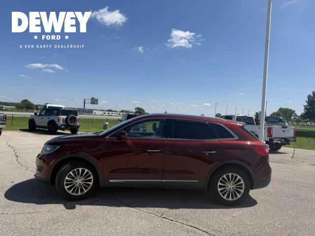 Used 2016 Lincoln MKX Select w/ Select Plus Package FWD image 5