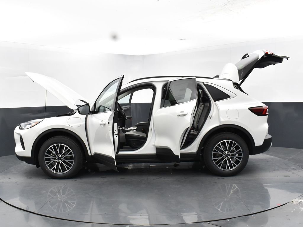 New 2025 Ford Escape SE image 39