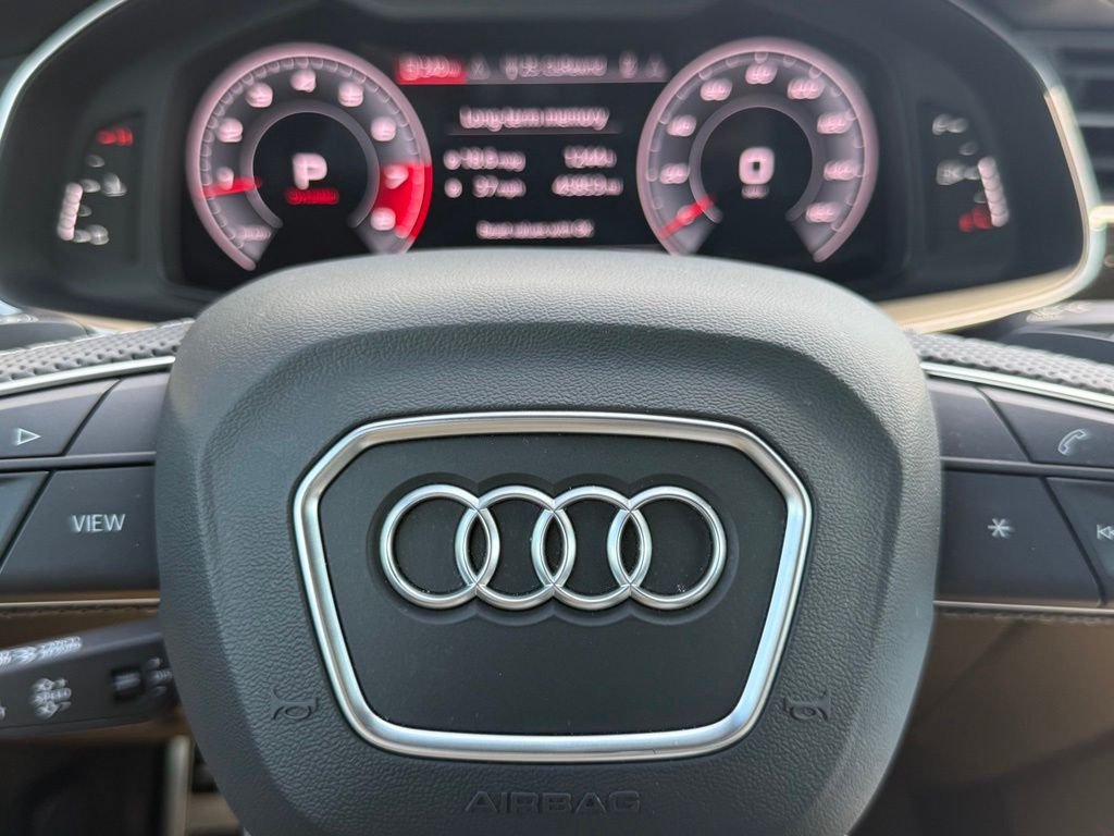 Used 2023 Audi SQ8 Prestige w/ Prestige Package AWD/4WD image 32