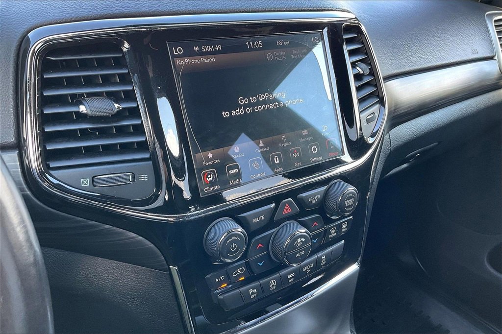 Used 2021 Jeep Grand Cherokee Laredo X image 25