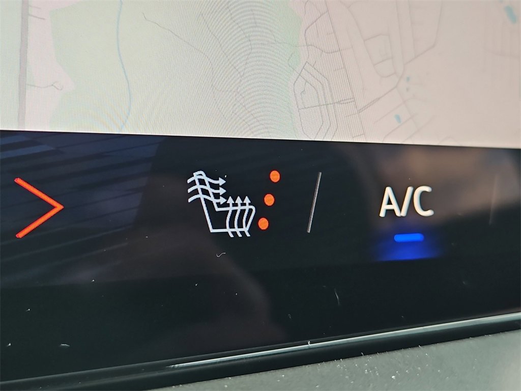 New 2026 Chevrolet Traverse LT w/ Midnight/Sport Edition image 25