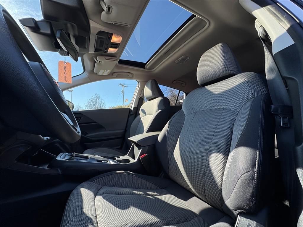 Used 2024 Subaru Crosstrek 2.0i Premium image 15