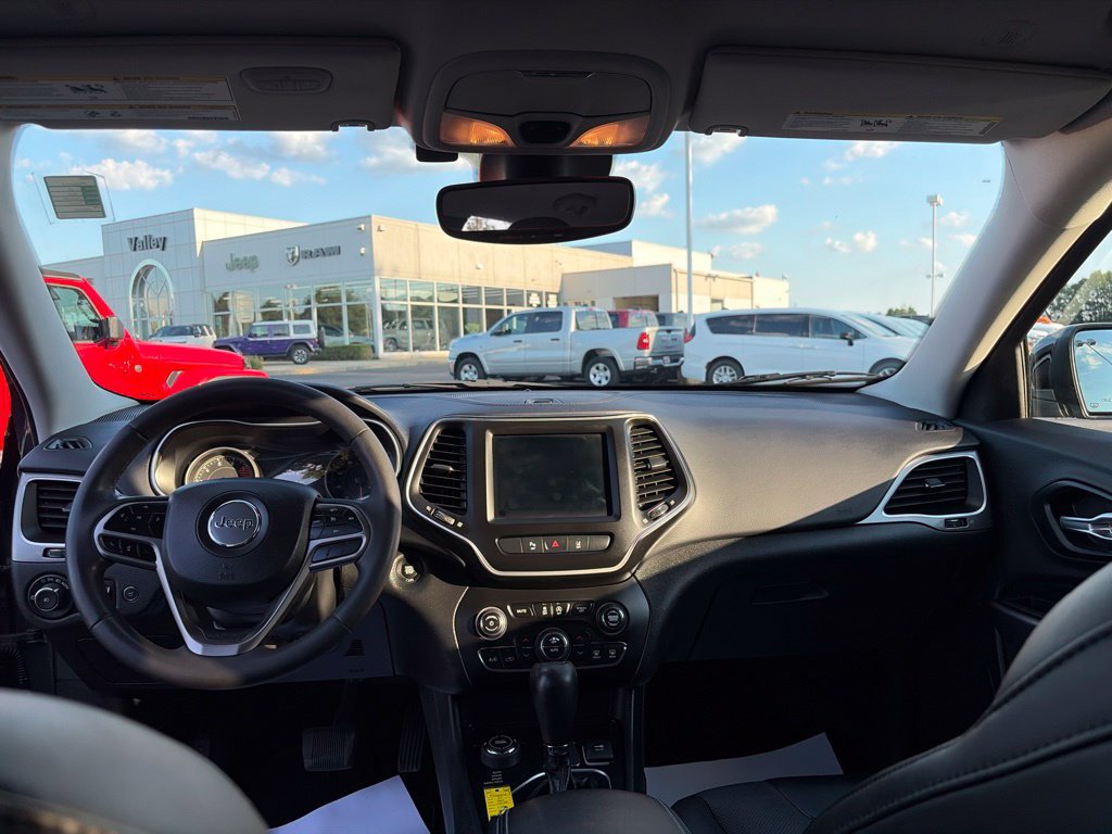 Certified 2022 Jeep Cherokee Latitude Lux AWD/4WD image 22